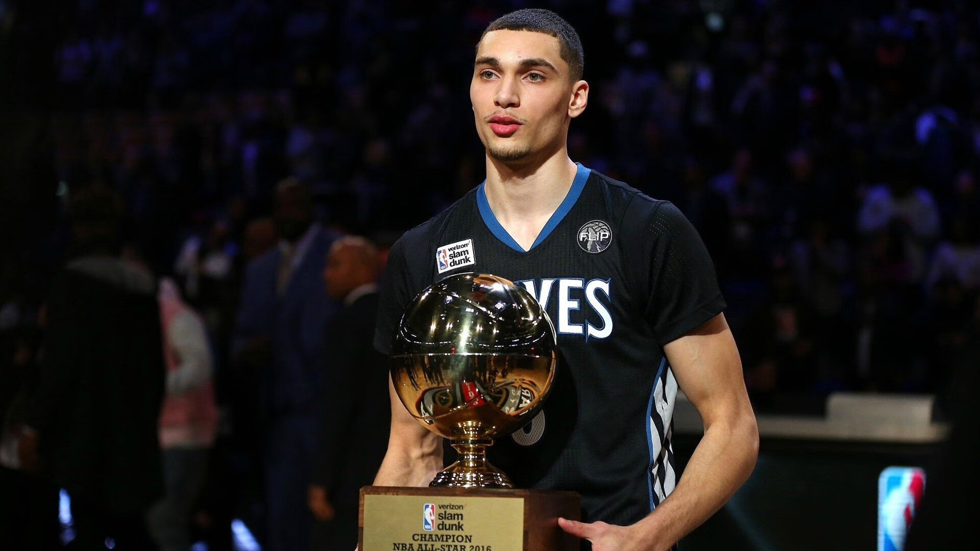 世界杯狂热夜:精彩瞬间点燃全场!,世界杯夜宵