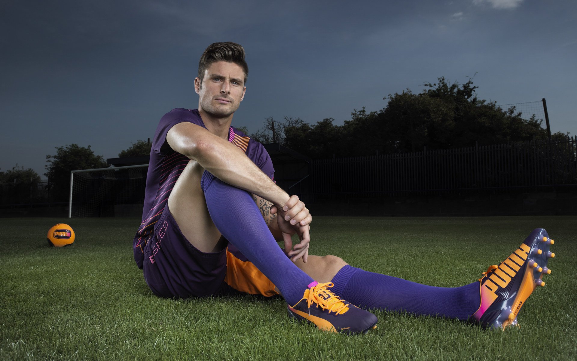 欧冠前瞻拜仁对阵巴黎：边路进攻是角力焦点，南大王能否延续连胜