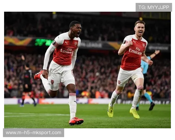 欧冠豪门三战全胜登热议榜，夺冠热门轮廓初显